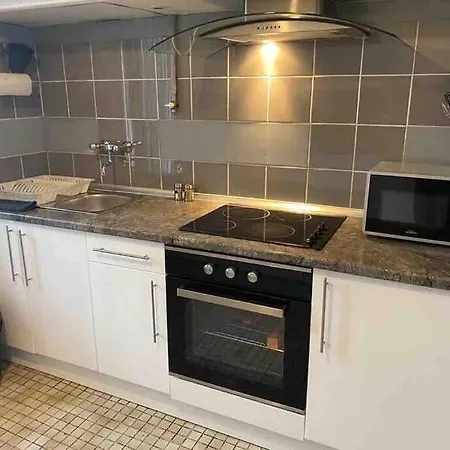 Appartement T4 A Deux Pas De La Gare St Charles *